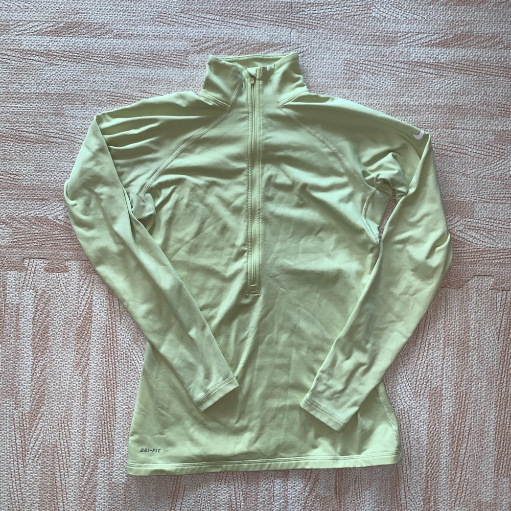 Nike Pro Dri-Fit ½ Zip - Picture 2 of 7